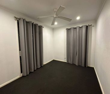 Spacious Living with Classic Character - Photo 4