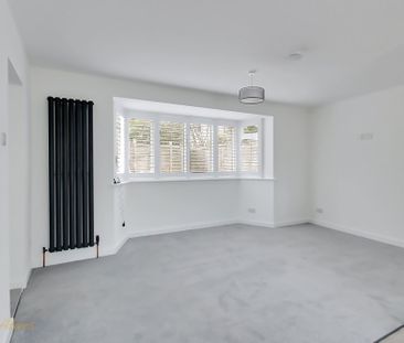 1 bed detached house to rent in South Strand, East Preston, BN16 - Photo 2