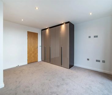 2 bed penthouse to rent in Waterloo Square, City Centre, NE1 - Photo 6