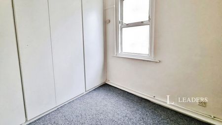 2 bedroom apartment to rent Mill House, 7-8 Marine Drive West, Bognor Regis, PO21 - Photo 2