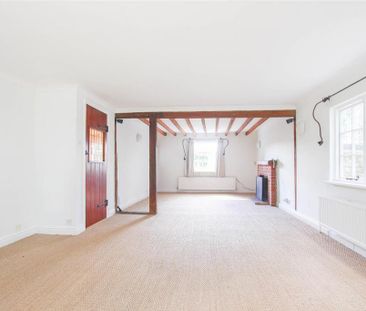 4 bedroom semi-detached house to rent - Photo 1