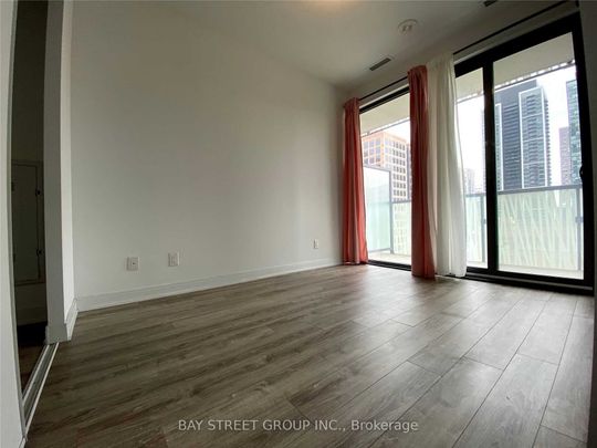 For Lease - 50 Charles Street Unit# 1001, Toronto, Ontario - Photo 1