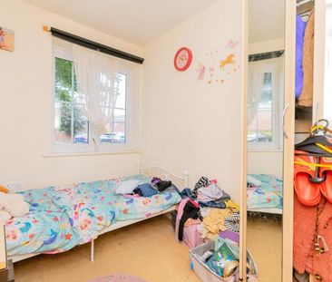 2 bedroom apartment to rent Manchester, M12 - Photo 5