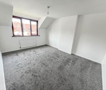 27 Old Mill Heights, Hillsborough, BT26 6RF - Photo 2