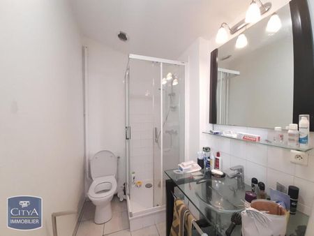 Location Appartement 2 pièces 44m² CHALON SUR SAONE 71100 - Photo 3