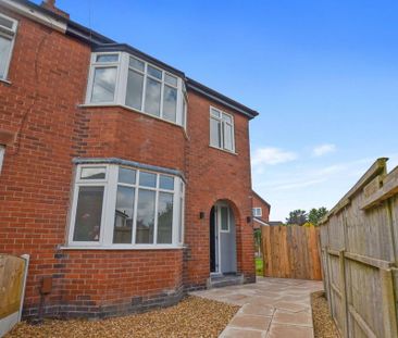 3 bedroom semi-detached house to rent - Photo 5