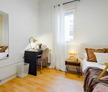 Calle de Arriaza, Madrid, Community of Madrid 28008 - Photo 1