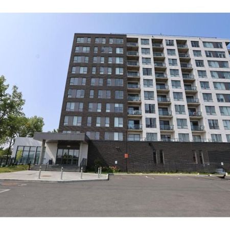 4 1/2 - Laval (Laval-des-rapides) - 2 090 $/mois - Photo 3