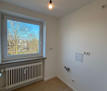 Schöne, helle und sanierte 1,5-Zimmer-Wohnung mit Balkon nähe Kuhse... - Foto 6