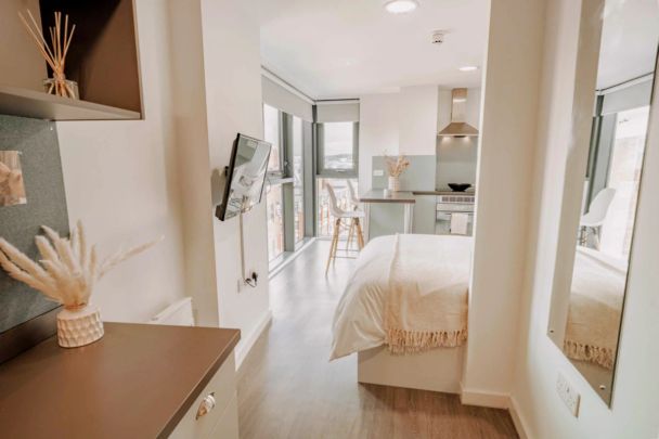 Gold Plus Studio - Photo 1