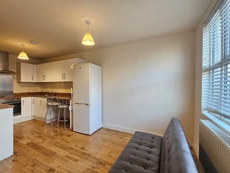 1 Bed Flat, Catford Hill, SE6 - Photo 3