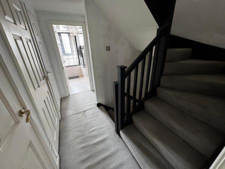 2 bedroom townhouse to rent - Photo 4
