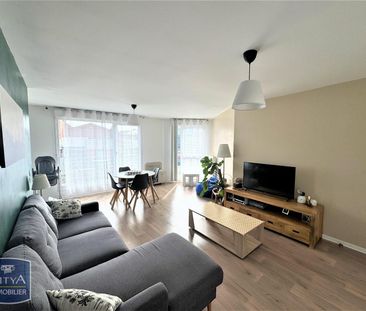 Location Appartement 3 pièces 75m² LILLE 59000 - Photo 3