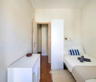 Rua Coronel Marques Leitão, Lisbon, Lisbon 1700-123 - Photo 1