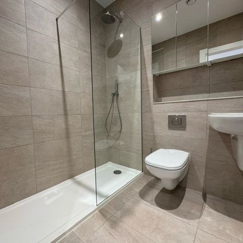 2 Bed Flat, Archway Road, N6 - Photo 1