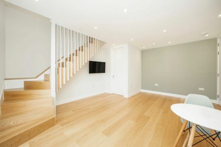 Hampstead Hill Gardens, NW3, London - Photo 2