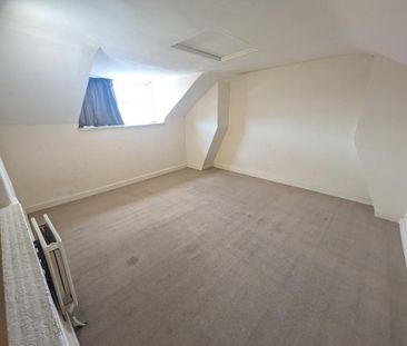 3 bedroom terraced house to rent - Photo 6