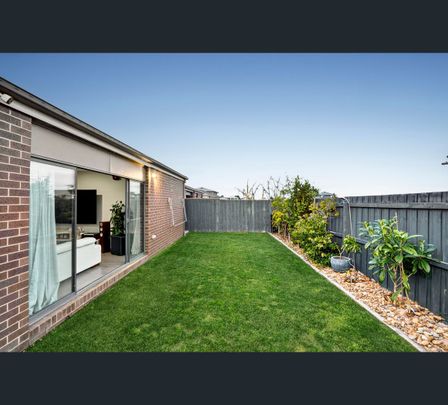 245 Warralily Boulevard, Armstrong Creek, Vic 3217 - Photo 1