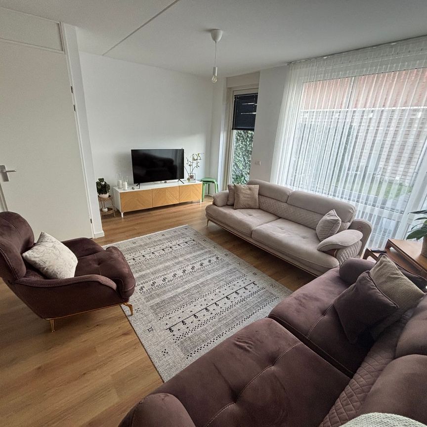 Pastoor van Leeuwenstraat 28, Heipoort, 5701JV, Helmond - Foto 1