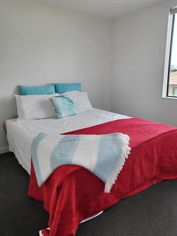 MODERN AND WARM - Photo 2