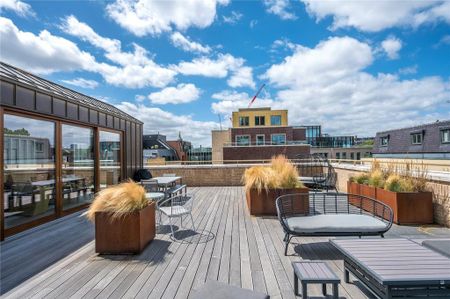 3 bedroom penthouse to rent - Photo 5