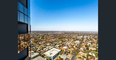 Bright and Stylish Fully Furnished Home, Just Steps from Box Hill Central - Photo 2