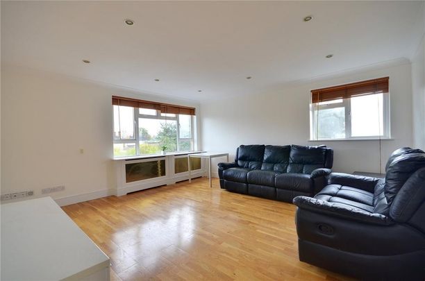 2 bedroom flat to rent - Photo 1