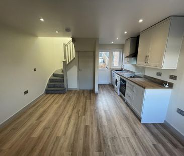 1 bedroom terraced house to rent - Photo 4