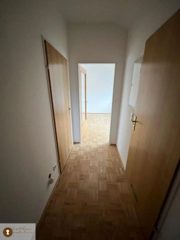 Klein aber oho: entzückende Kleinwohnung am Hauptplatz 17 in Frohnleiten – Ihr neues Zuhause im Herzen der Steiermark zur Miete! - Foto 3