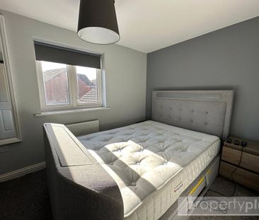 2 bedroom end of terrace house to rent - Photo 4