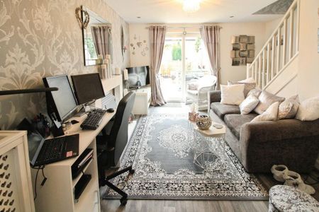 2 bedroom terraced house to rent - Photo 3