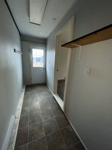 For Lease - 363 Lindsay Road Unit# 1, Selwyn, Ontario - Photo 2