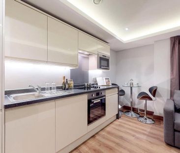 Studio to rent - Photo 5