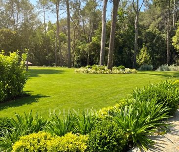 Maison à louer Mougins, Cote d'Azur, France18 000 EUR / Mois - Photo 2
