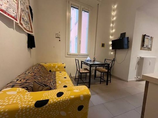 Moderno monolocale nelle adiacenze di Via Indipendenza - Photo 1