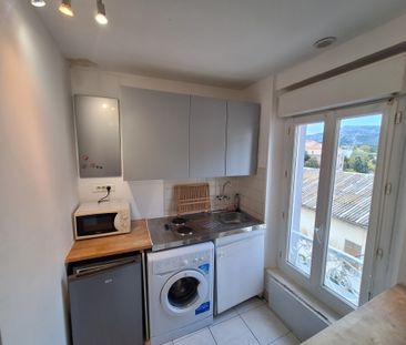 Location Appartement 1 pièce 19m² MARSEILLE 9ème - Photo 1