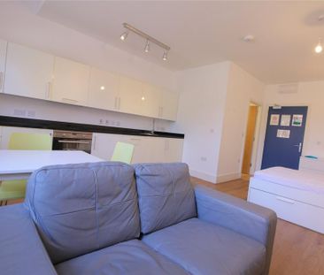 Studio to rent - Photo 3