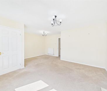 2 bedroom detached bungalow to rent - Photo 2