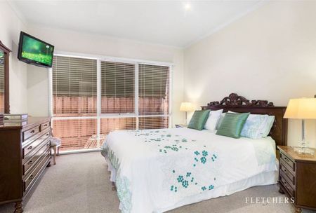 17 Lowana Cres, Forest Hill VIC 3131 - House For Rent | Domain - Photo 5