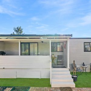 Private 2 Bedroom Granny Flat - Photo 2