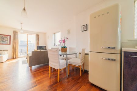 Henke Court, Cardiff Bay, Cardiff, Cardiff, CF10 - Photo 3