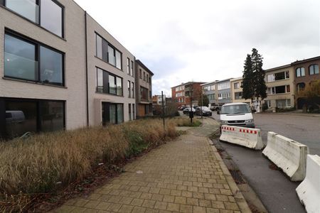 Modern appartement met groot terras - Photo 2