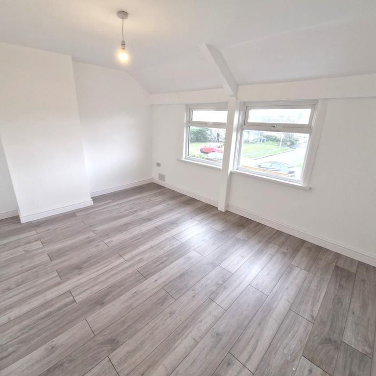 2 bedroom semi-detached house to rent - Photo 1