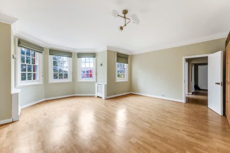 3 bedroom flat to rent - Photo 3