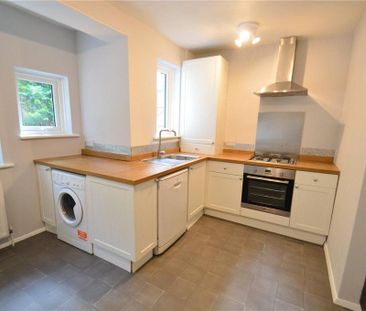 3 bedroom terraced house to rent - Photo 6