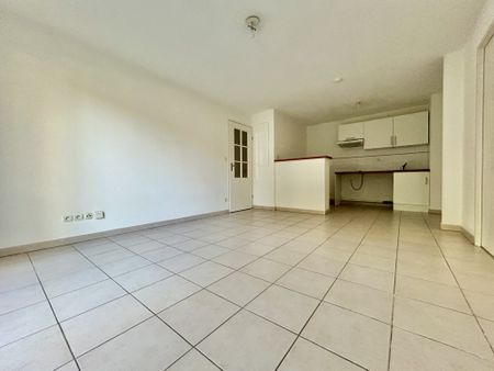 Location Appartement 3 pièces 53m² RAMONVILLE ST AGNE 31520 - Photo 3