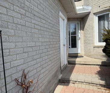 For Lease - 162 Joseph Aaron Boulevard, Vaughan, Ontario - Photo 6