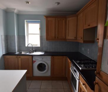 1 bedroom coach house to rent - Photo 4