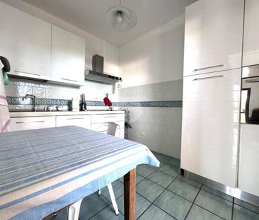 Villa plurifamiliare via Cariddi 6, Centro, Sabaudia - Photo 1