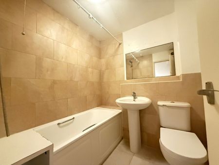 1 Bed Flat, Beech Court, E11 - Photo 4